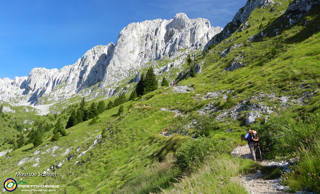 08 Panorama di monte.....JPG